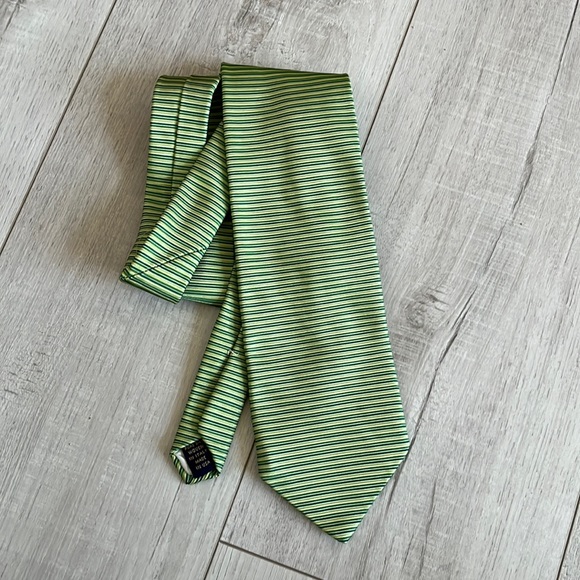 Brooks Brothers Other - NWT brooks brothers silk tie